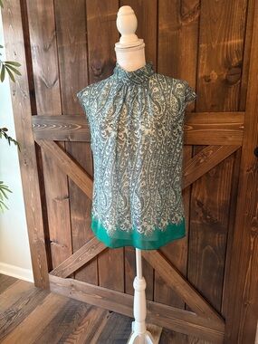 New York & Company Green Paisley High-Neck Sleeveless Blouse